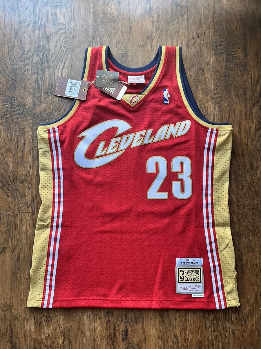 Mitchell & Ness Cleveland Cavaliers 2003-2004 Home Swingman Shorts (Medium)