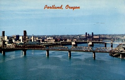 Portland, Oregon - Marquam Bridge and Harbor View Postcard