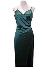 Windsor Women’s Size Med Party Prom Dress Green Sleeveless V-Neck
