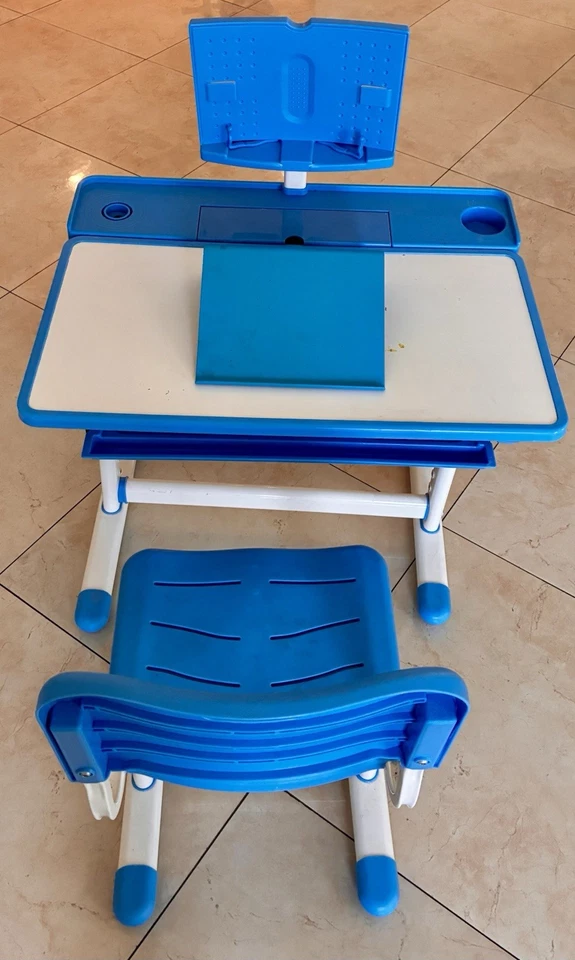 Conjunto de cadeira de mesa infantil, altura ajustável mesa de estudo funcional gaveta de puxar para crianças - Imagem 2 de 4
