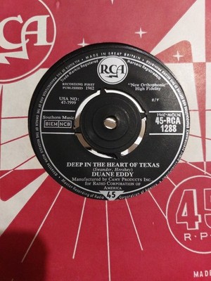 DUANE EDDY  DEEP IN THE HEART OF TEXAS / SAINTS AND SINNERS RCA U.K MINT-