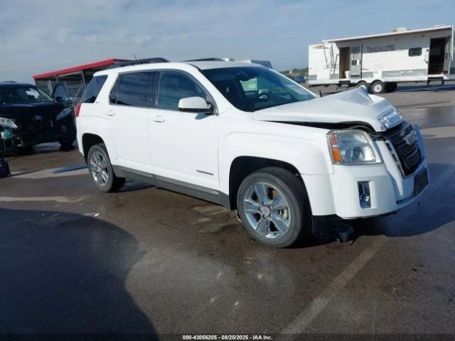 2014 GMC TERRAIN  Fuel Filler Door WHITE  - Imagem 2 de 4