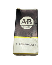 ALLEN BRADLEY 800T-J38KC7B SELECTOR SWITCH SERIES T 3 POSITION TYPE 4, 13
