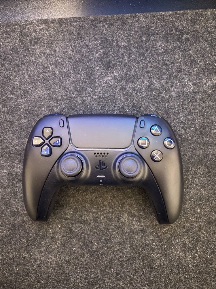 Sony PlayStation 5 DualSense With Clicky Trigger Mod