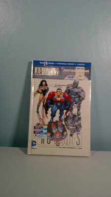 Justice League: Earth 2 HARDCOVER Grant Morrison Frank Quitely