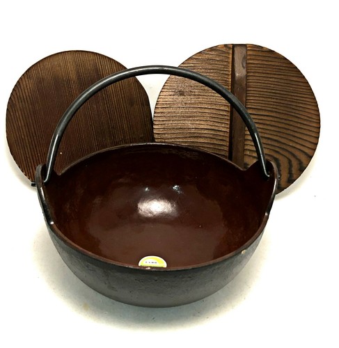 Japanese Cast Iron Sukiyaki Shabu Nabemono Personal Size Hot Pot With Wooden Lid - Picture 5 of 11