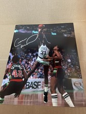 BOSTON CELTICS Cedric Maxwell 31 SIGNED 8x10 PHOTO 1981 Mvp