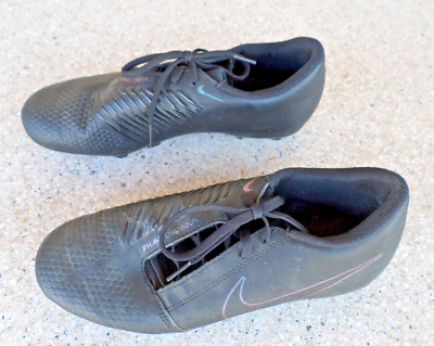 Nike Phantom Venom Club VG2 Black Soccer Cleets. Men's 7.5 #AO0577