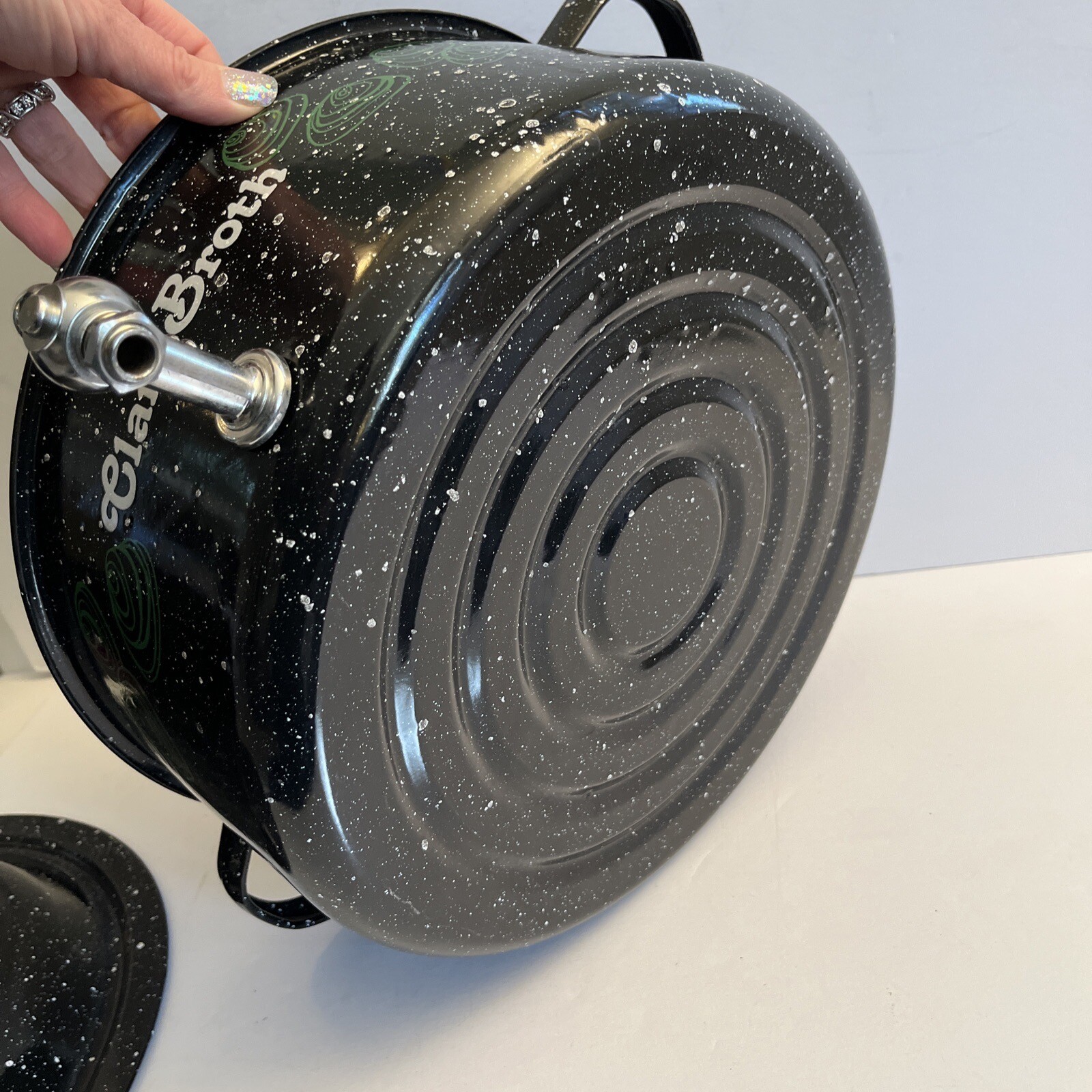 Vtg Enamel Double Steamer Lobster Pot w/Broth Spigot New England Clam