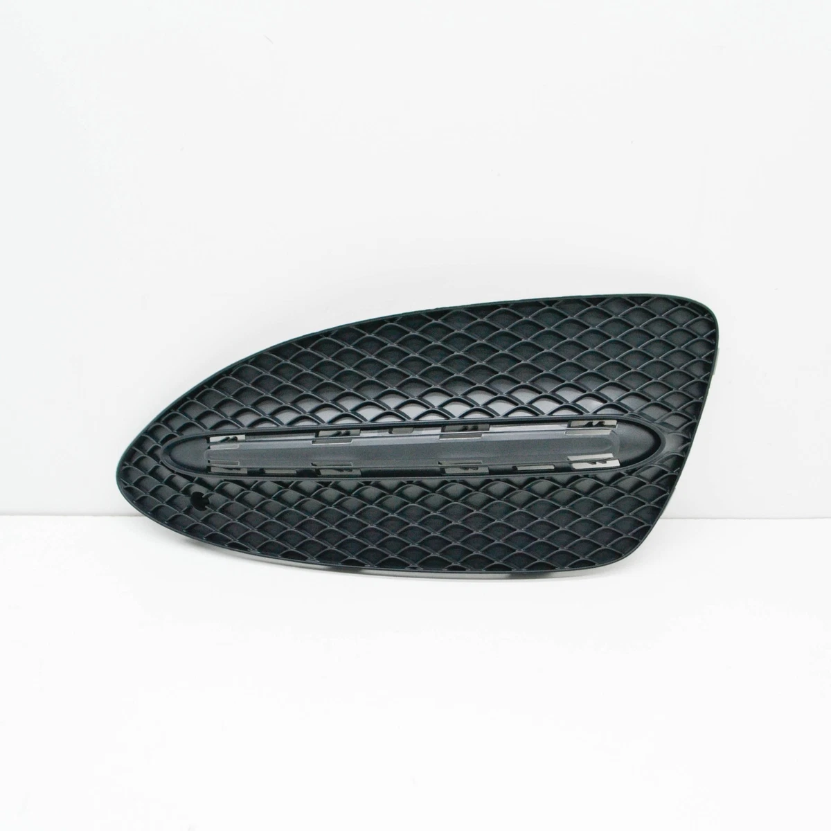 NEW MERCEDES-BENZ B W246 FRONT LEFT GRILL A2468852722 | eBay 