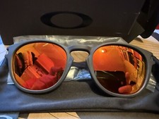 Oakley Latch