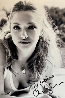 Amanda Seyfried - 10x15cm Hand Signed Autograph Actress Glossy Photo