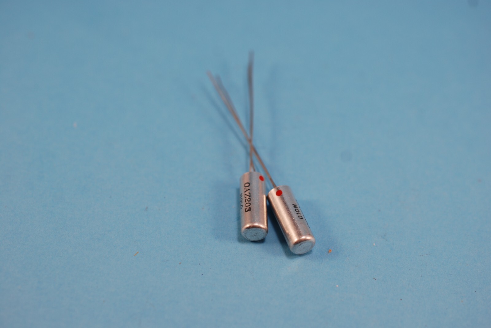 2x  Valvo OAZ203 NOS 6.2V Solid State Zener Diodes Metal Can