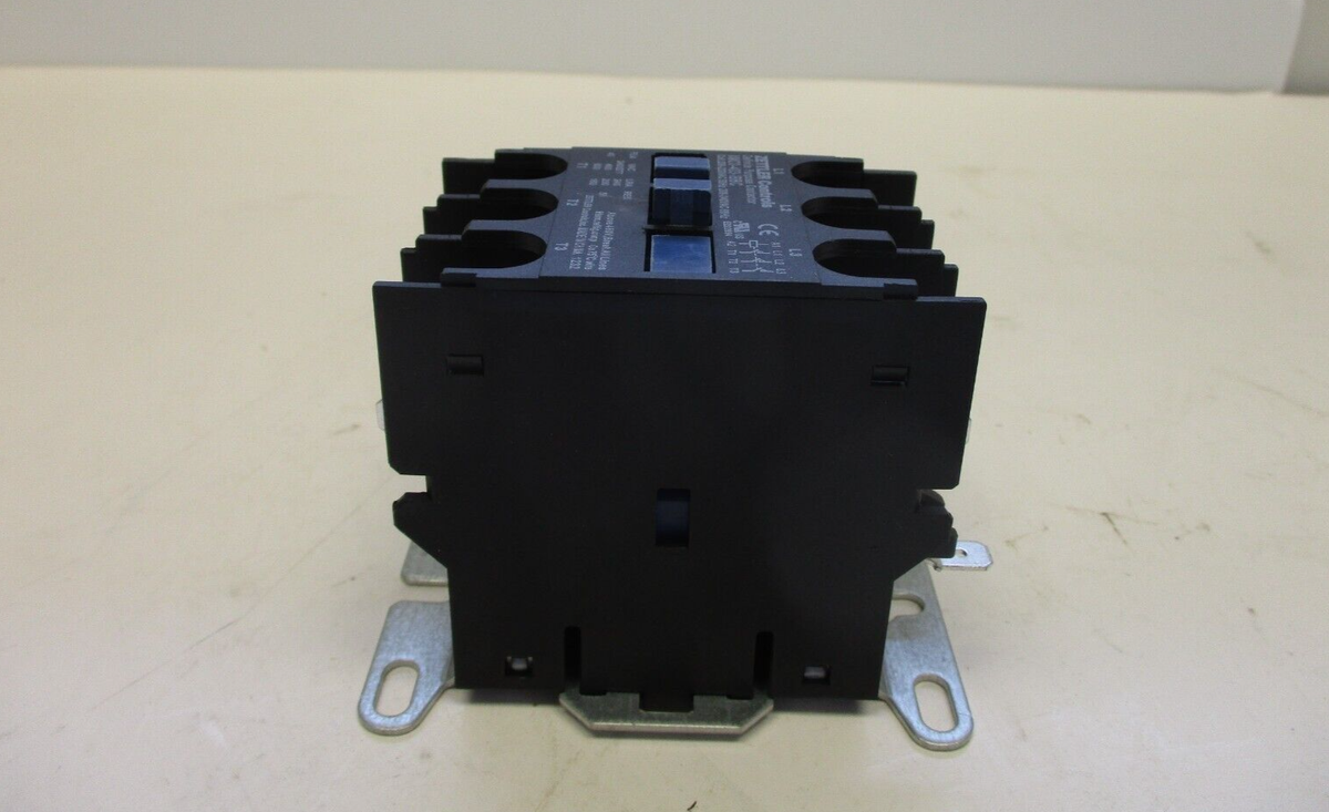 ZETTLER CONTROLS DEFINITE PURPOSE CONTACTOR XMC0-403-IBBC 40 ZETTLER CONTROLS DEFINITE PURPOSE CONTACTOR XMC0-403-IBBC 40