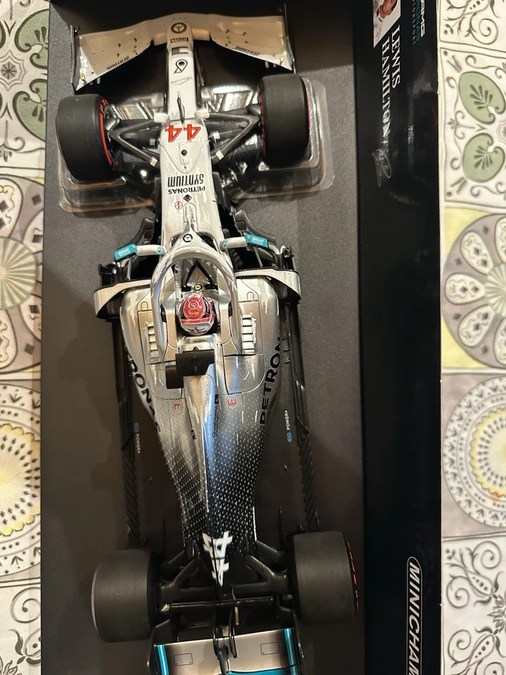 Mercedes Amg F1 W10 Lewis Hamilton German Gp 2019 Minichamps 1/18 - Immagine 4 di 4