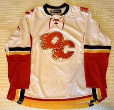 Quad City Flames Away AHL Reebok Jersey XL RARE Calgary Flames - GREAT CONDITION