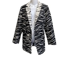CHICO"S Black and White Bi-color Animal Print Jacket Blazer 1 small
