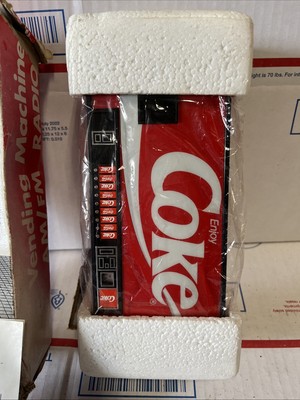 NEW VINTAGE 1989 COKE VENDING MACHINE AM/FM RADIO NOVELTY SODA BOX NEW