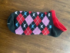 HEARTS - WOMANS ANKLE SOCKS - NEW