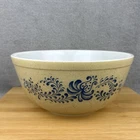 Pyrex Homestead Mixing Bowl #403 Blue & Tan Speckled 2.5 Quart Vintage
