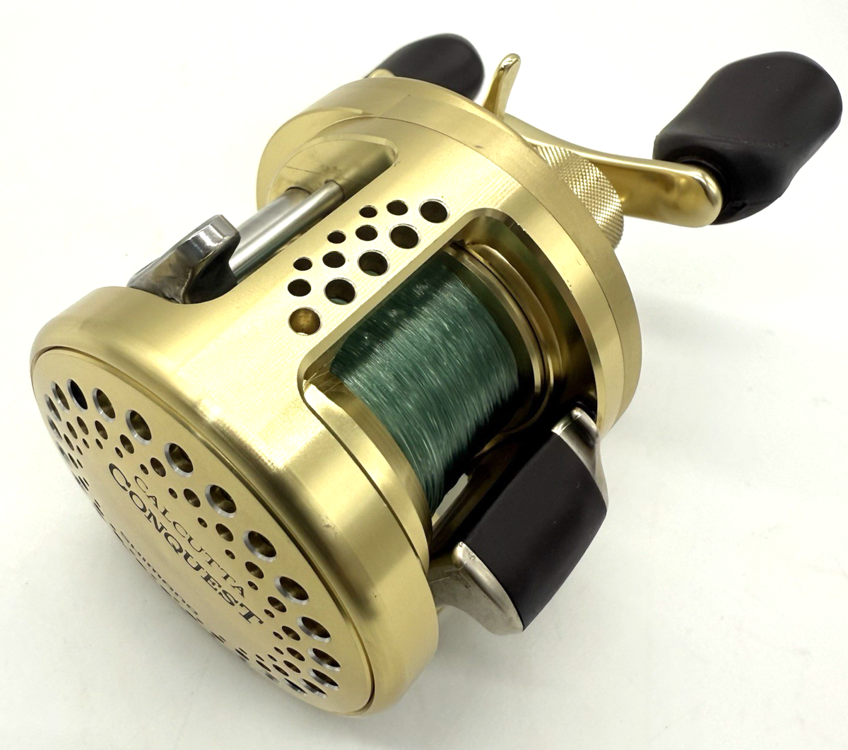 Shimano CALCUTTA CONQUEST 100 Right Bait Casting Reel with Box