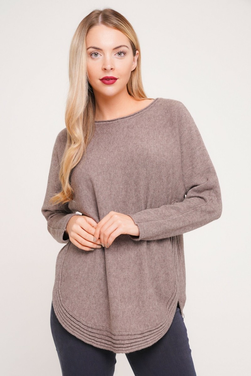 Maglione Lavorato A Maglia Con Collo A Ciurlo E Orlo Arricciato - Foto 10