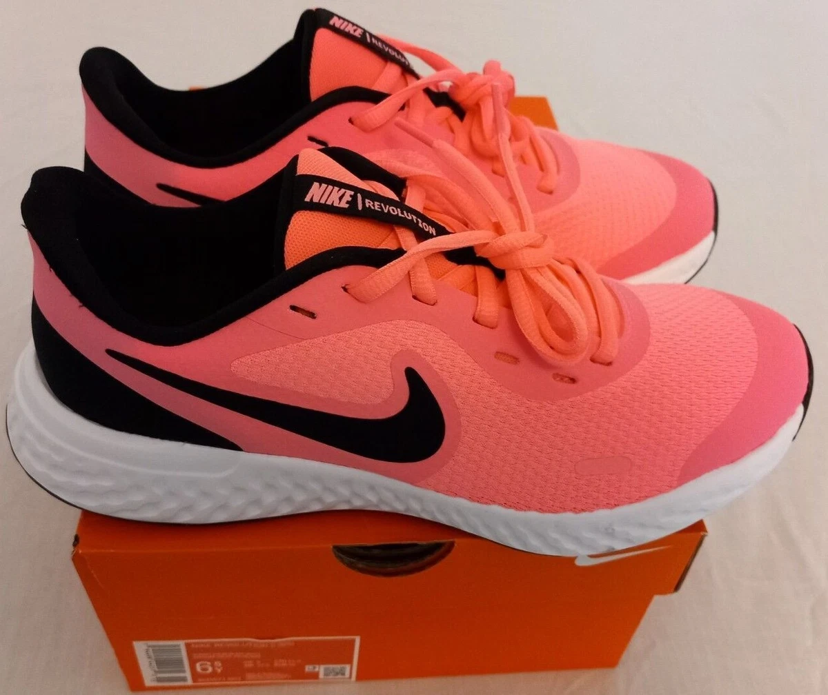 Nike revolution 4 top ladies trainers pink