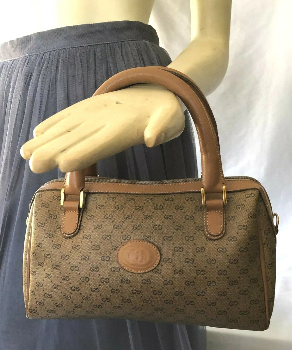 Fab find: Gucci bag a stylish way to carry pets