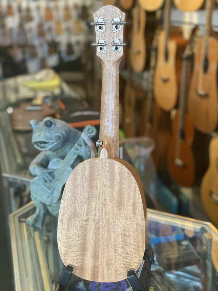 Kamehameha Ukulele SP-10 Pineapple Soprano Mahogany - Image 2 of 4
