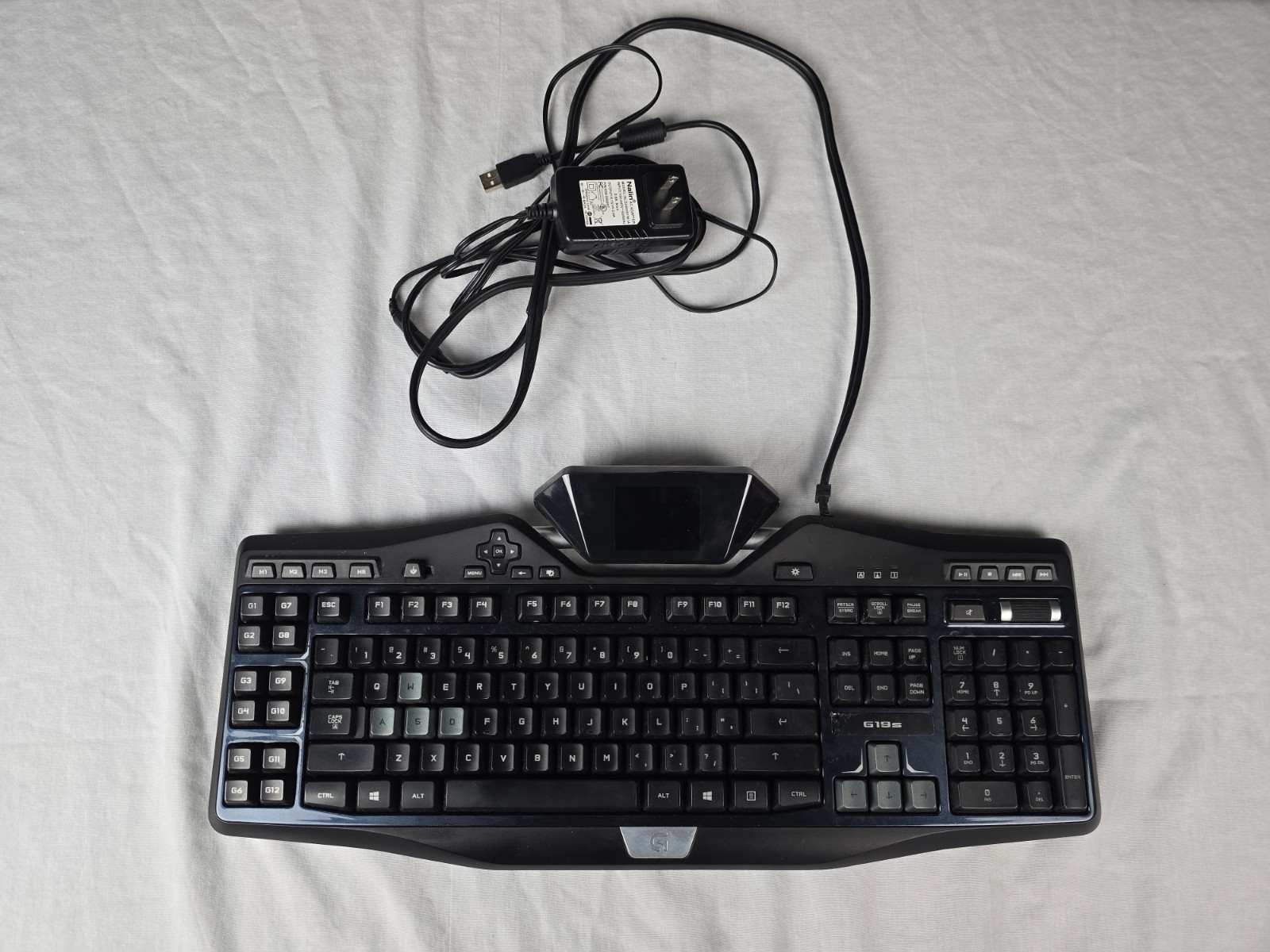Logitech G19s Gaming Keyboard with LED Display Y-U0005