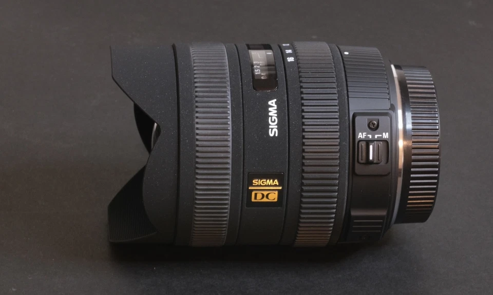 Sigma 8-16 mm F/4.5-5.6 DC HSM Lens For Pentax - original box - pristine (US) - Image 2 of 4