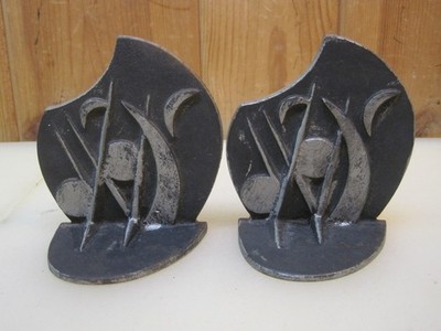 (2) 1930's Art Deco Moon & Sun Eclipse Atomic Space Age Bookends B8527