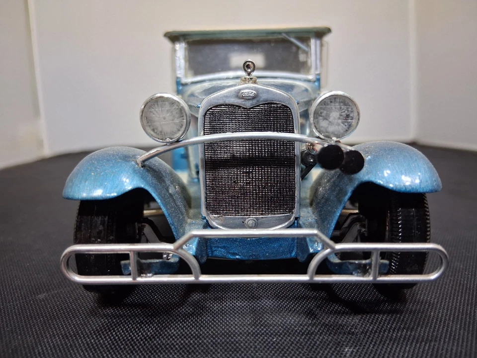 1:24 Vintage  Monogram 1930 Ford Phaeton cool hot rod survivor Blue Baby - Image 3 of 4