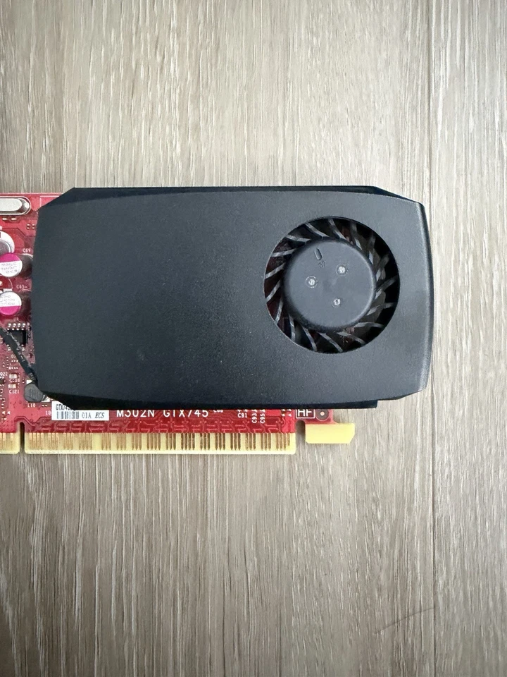Tarjeta de gráficos de video NVIDIA GeForce GTX 745 4 GB PCIe M302N GTX745DE Foto 3 de 4