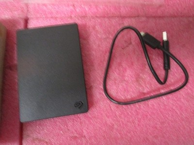 Seagate 2TB Portable Drive 2N1AP5-500