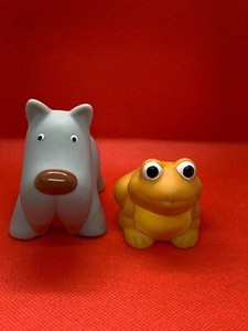 Dog and Frog Bathtub and Pool Water Squirter Toys