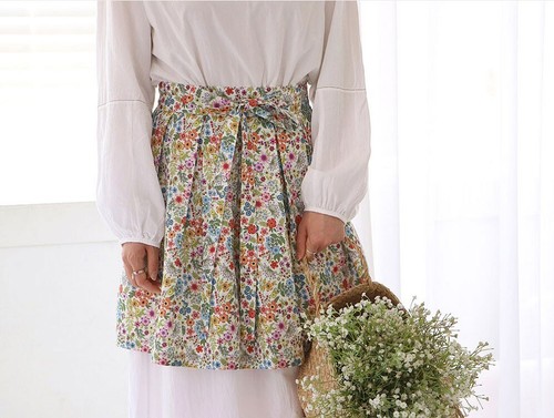 Blanc Flower Wildflower Garden Patterned Fabric made in Korea by Half Yard - Picture 6 of 12