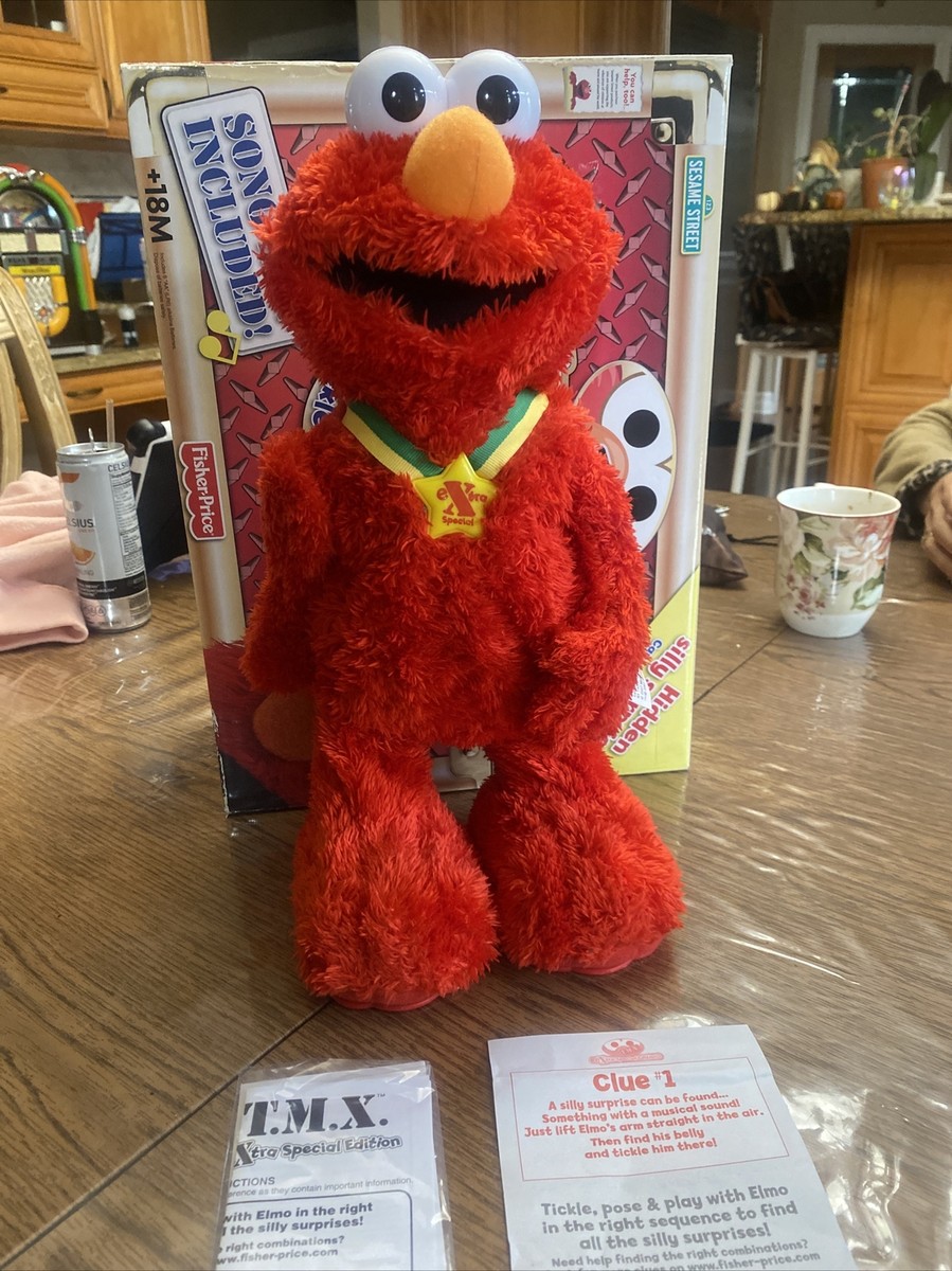 Fisher-Price Tickle Me Elmo TMX Extra Special Edition w/ Original