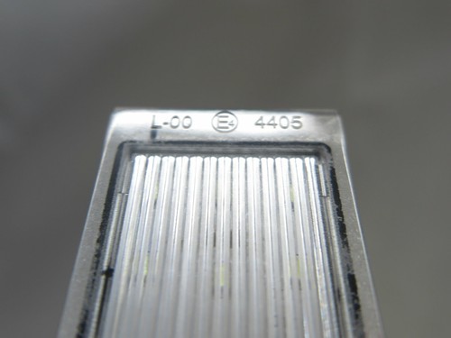 LAGUNA II/III 2001-2015 Hatchback/Wagon 5D Licencia LED Lámpara Blanca para RENAULT - Imagen 5 de 5