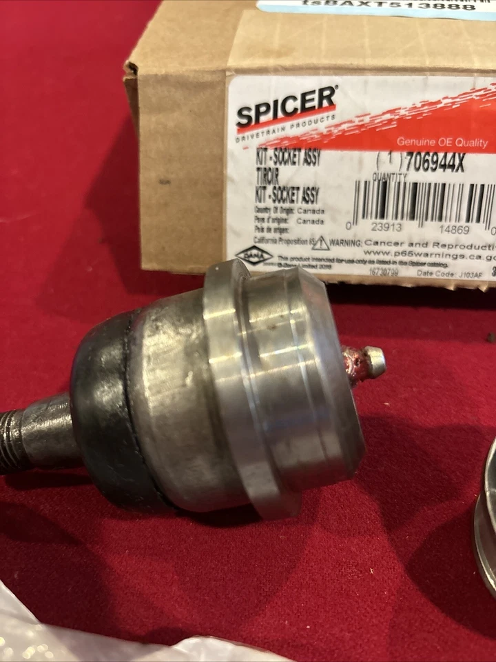 Spicer 2007354 Used Kit Socket Assembly - Image 2 of 4