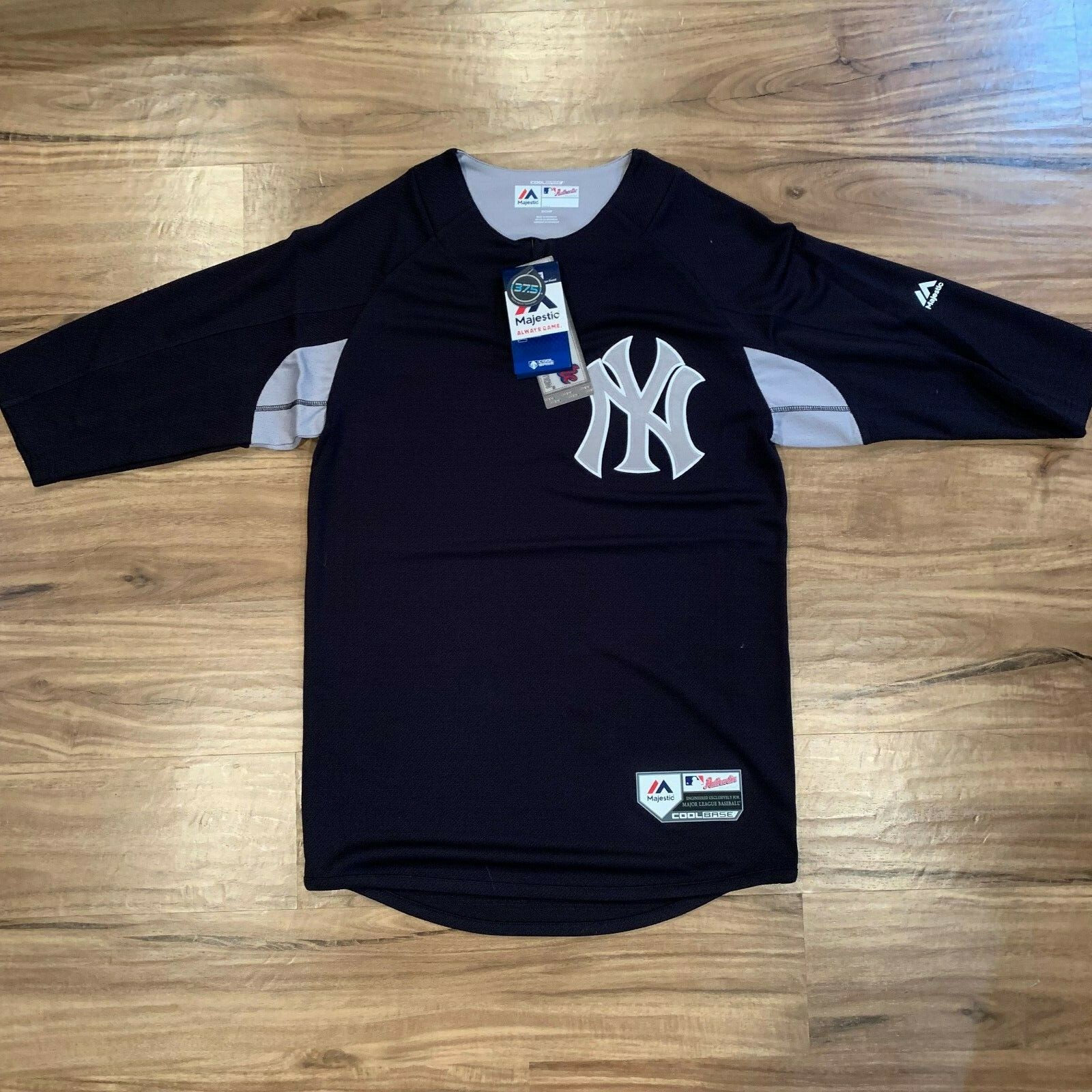 Majestic MLB Authentic New York Yankees Pullover Coolbase BP Jersey Gray  White