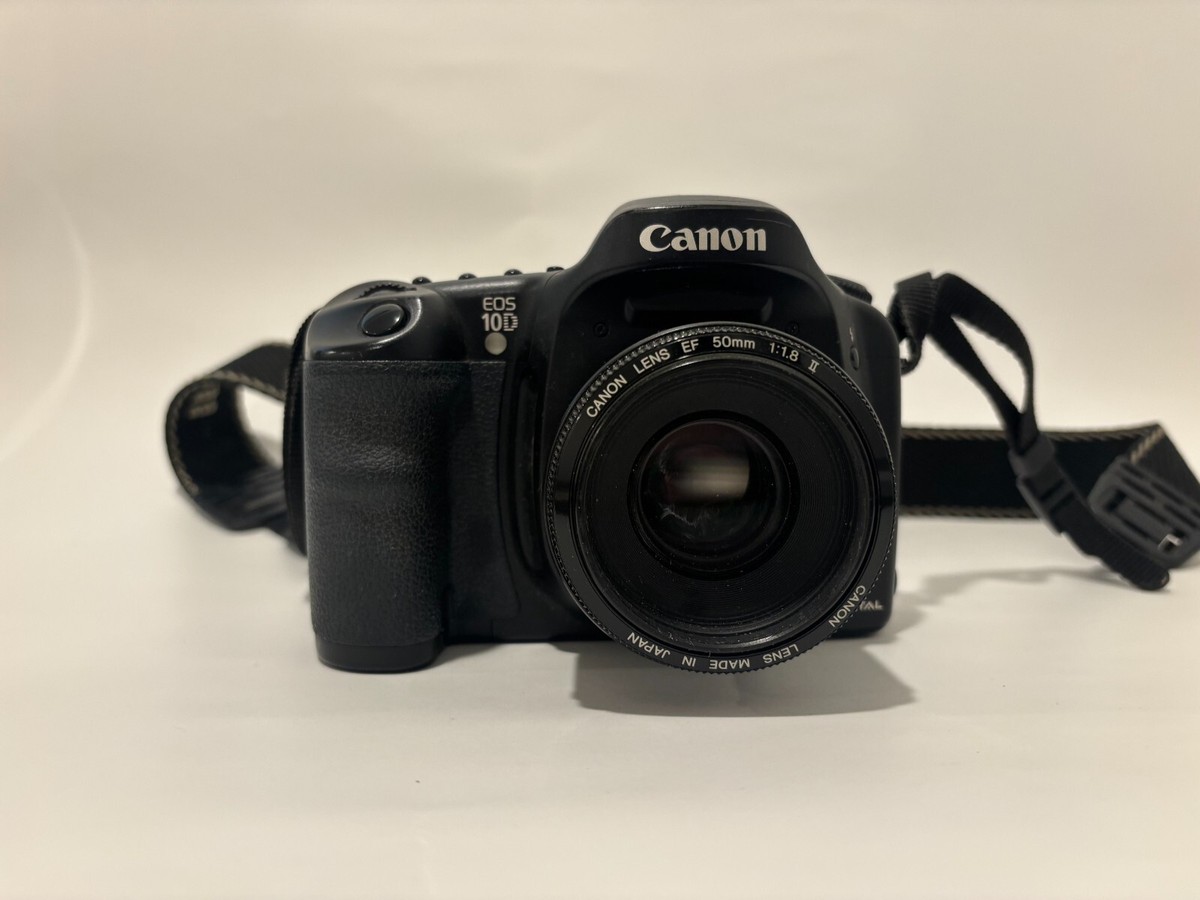 Canon EOS 10D Digital SLR Camera & Zoom Auto Focus 35-135mm
