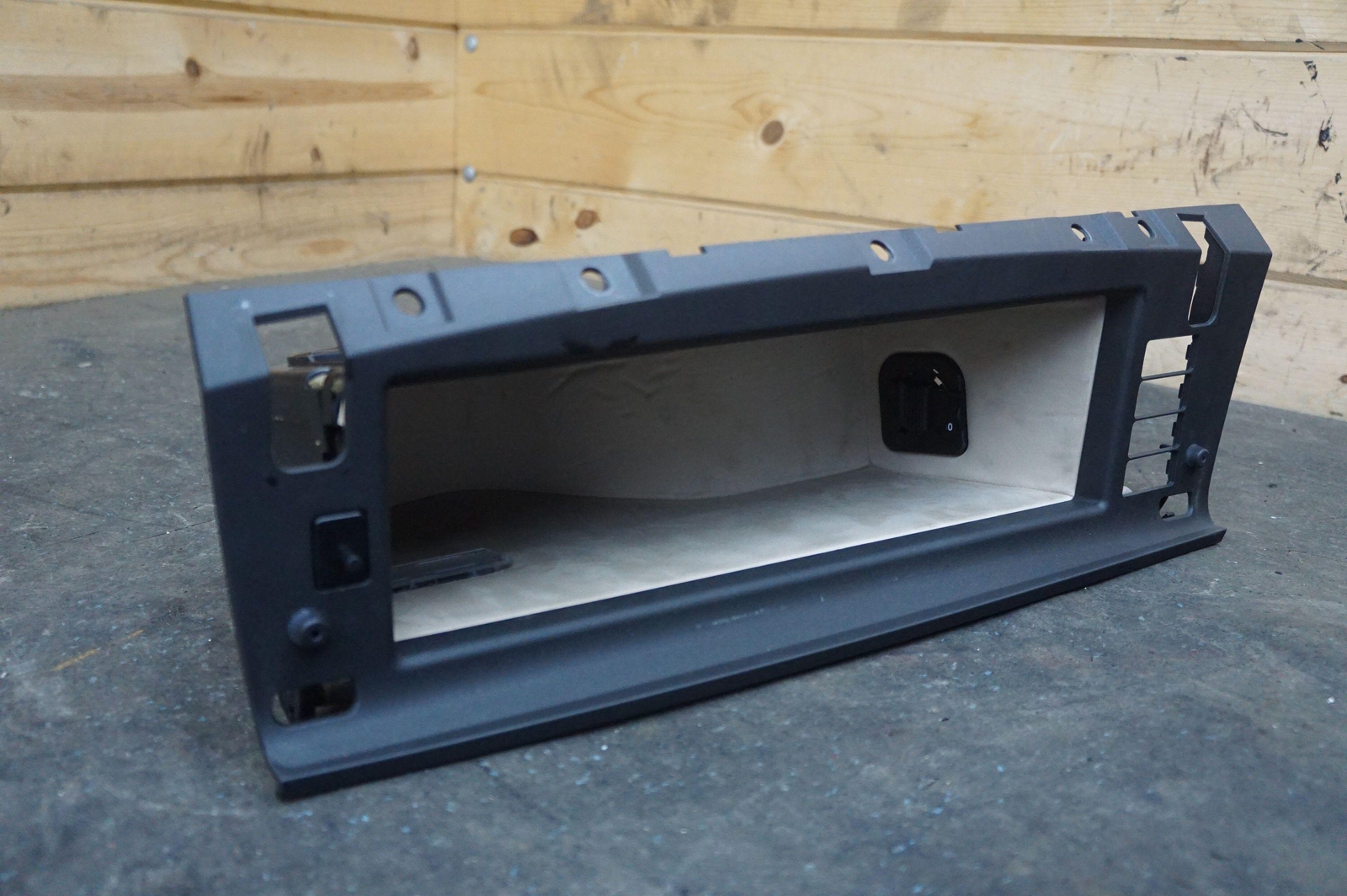Glove Box Assembly Tan OEM 51167123531 Rolls Royce Phantom 2003-17