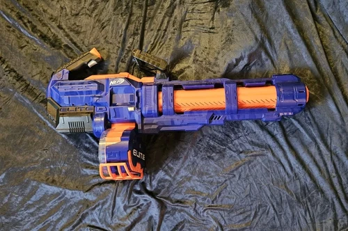 NERF N-Strike Elite Titan CS-50 Motorized 50 Dart Blaster/50 Round Drum & Bullet