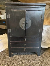 Vintage Asian Black Laquer Curio Cabinet Chinoiserie Miniature Wedding 