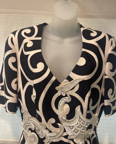 Christian Dior Black/Ivory Silk Scroll Print Beads Sheath Dress~FR42 US6/8 Mint - Picture 2 of 12