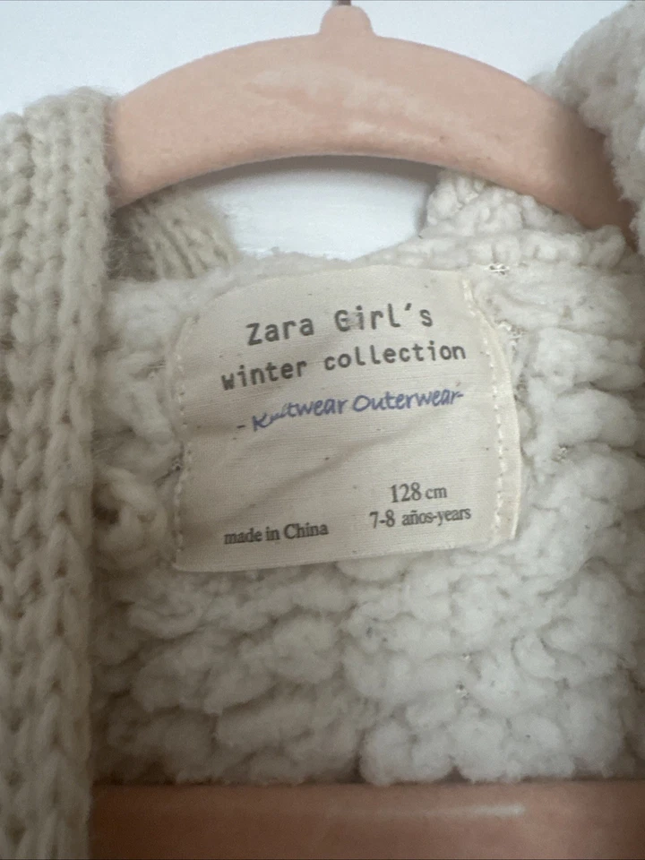 Suéter Zara Colección Invierno Niñas Prendas de Punto Prendas Exteriores Talla 78 Crema Toggle Foto 2 de 4