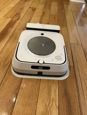 iRobot Braava Jet m6 Robot Mop and Charging Dock