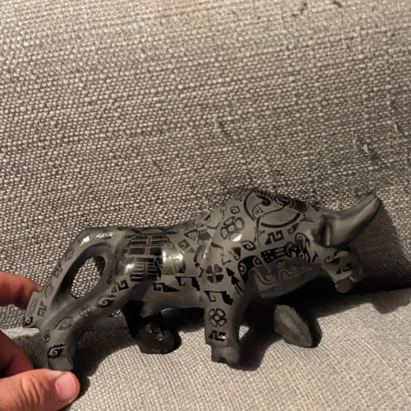 Bull- Obsidian stone