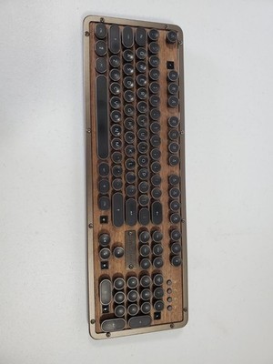 Azio Retro Classic Keyboard for parts MK-RETRO-W-0IB US